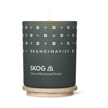 Свеча ароматическая Skandinavisk Skog с крышкой, 65 г
